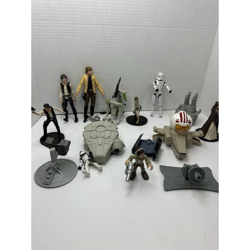 Star Wars Action Figure & Accessory Lot Han Solo Luke Skywalker Stormtrooper Mix